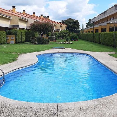 Apartamento Con Piscina En Portosin Exterior photo